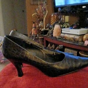 Worthington Black  Croc Heels